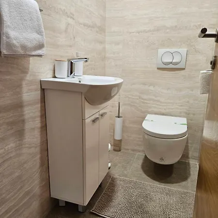 Centar Bulevar Ex Sa Garazom *